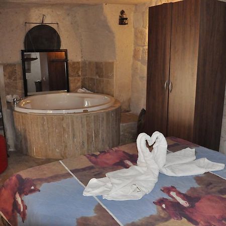 Crazy Horse Pension Урґюп Екстер'єр фото