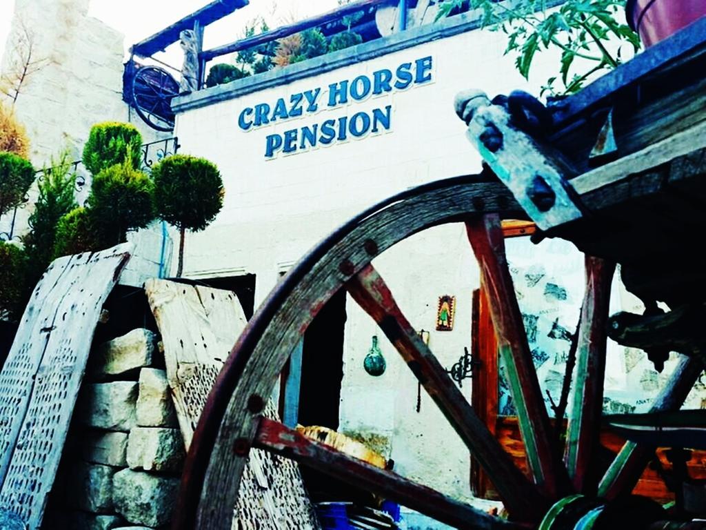 Crazy Horse Pension Урґюп Екстер'єр фото