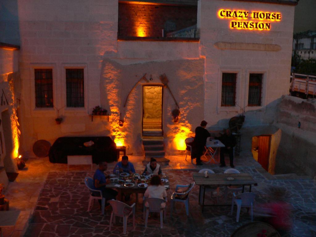 Crazy Horse Pension Урґюп Екстер'єр фото