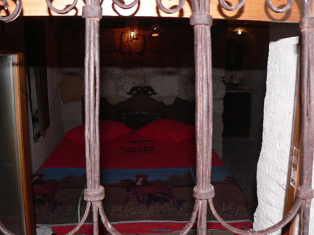 Crazy Horse Pension Урґюп Номер фото