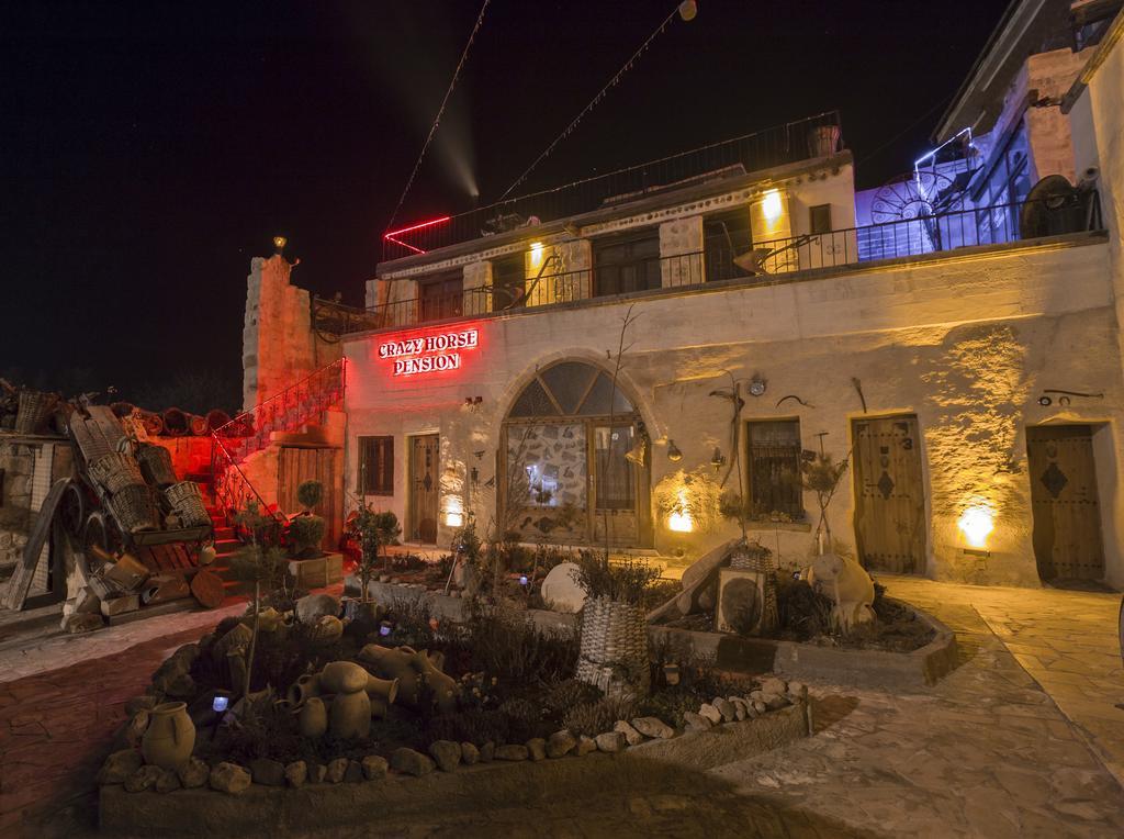 Crazy Horse Pension Урґюп Екстер'єр фото