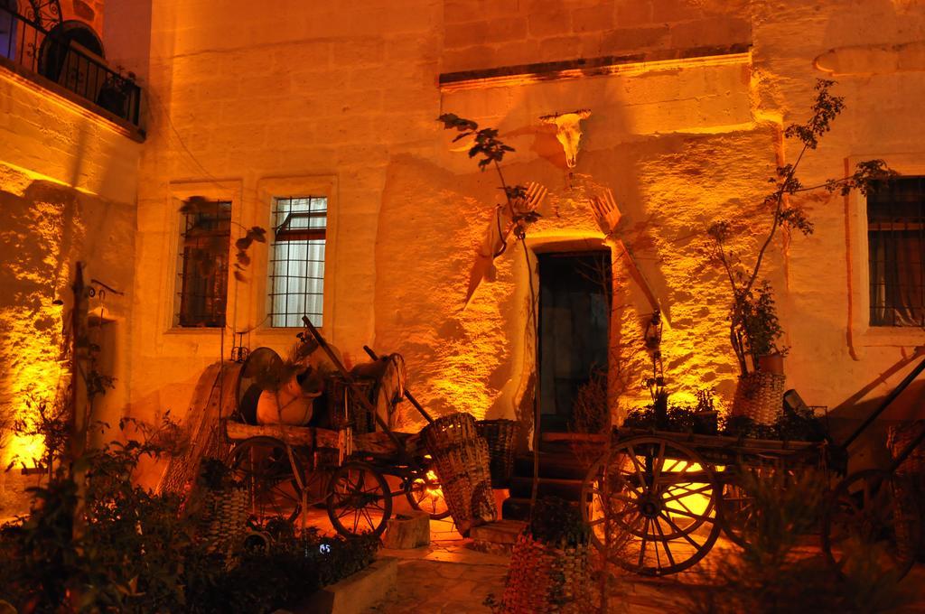 Crazy Horse Pension Урґюп Екстер'єр фото