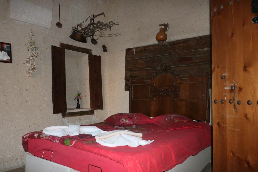 Crazy Horse Pension Урґюп Екстер'єр фото